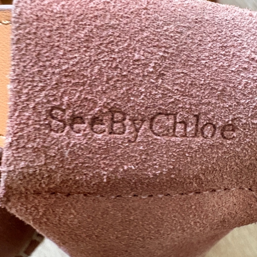Chloe wedges size 8 - Picture 3 of 10